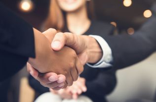 海投全球戰略入股印尼上市券商，加速東南亞市場布局